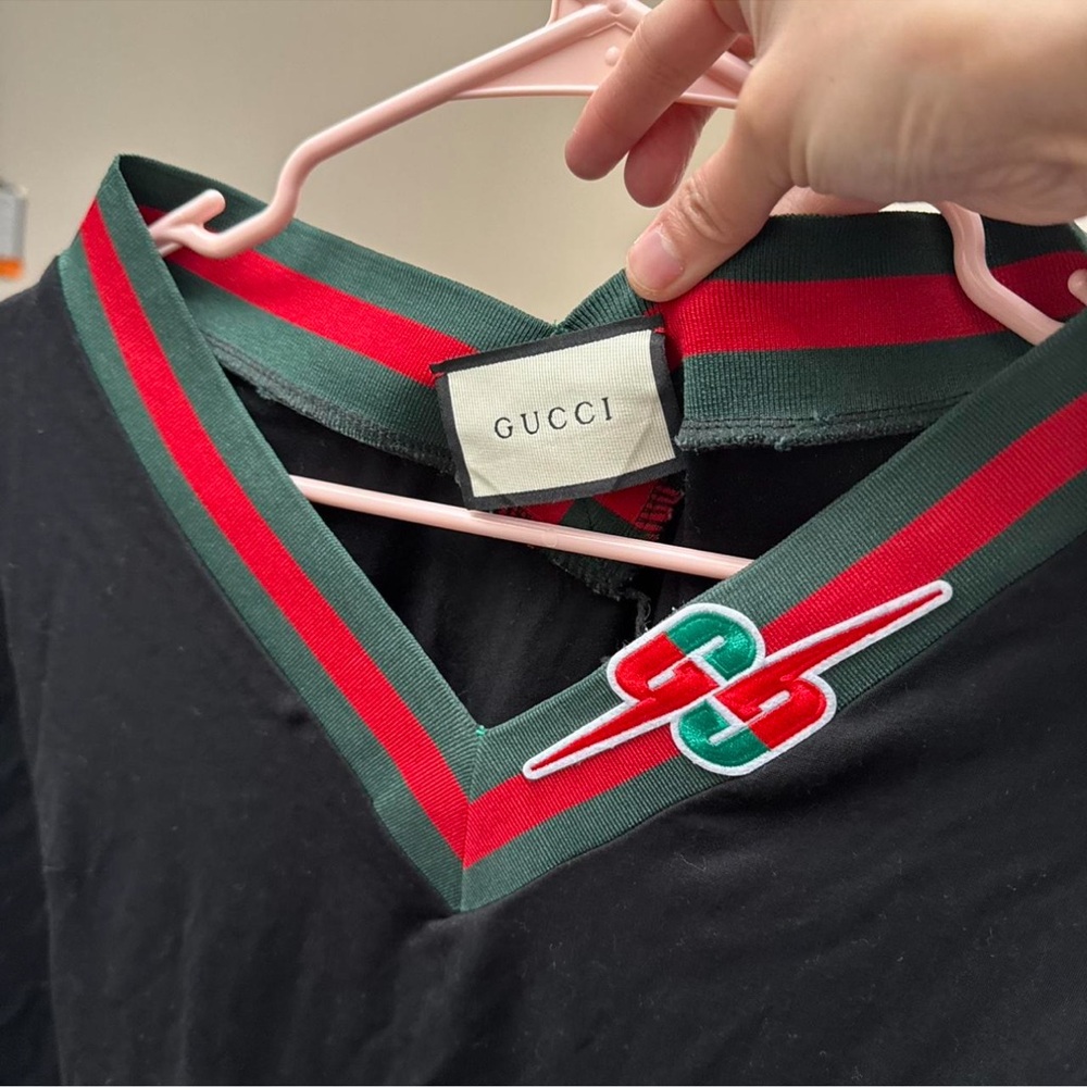 Gucci Black V-Neck Top with Red and Green Web Trim - Picture 3 of 5